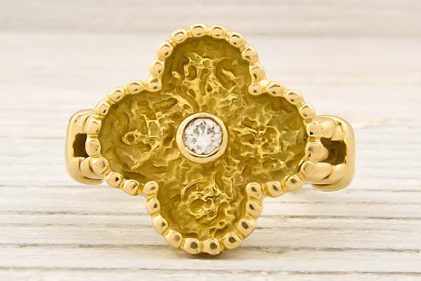 Van Cleef and Arpels Gold Diamond Alhambra Ring